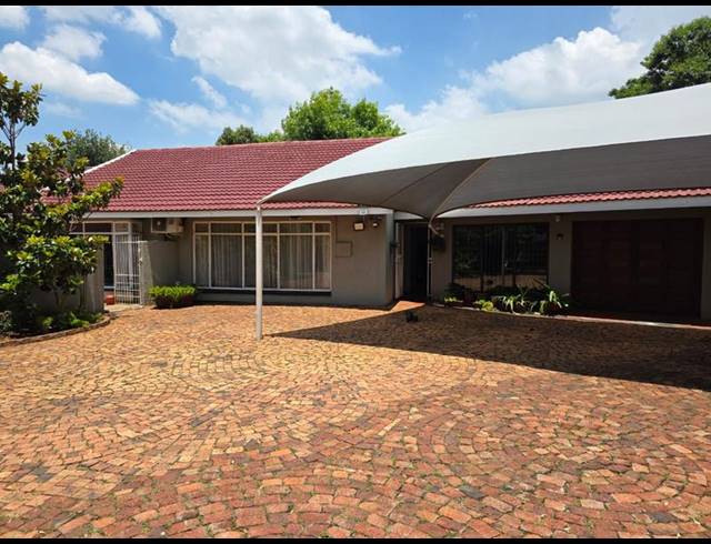 5 BEDROOM HOUSE FOR SALE IN MEYERTON CENTRAL